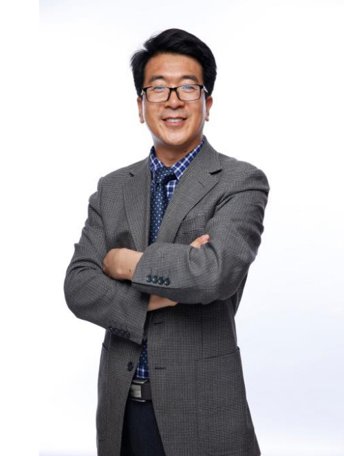 王飞老师形象照